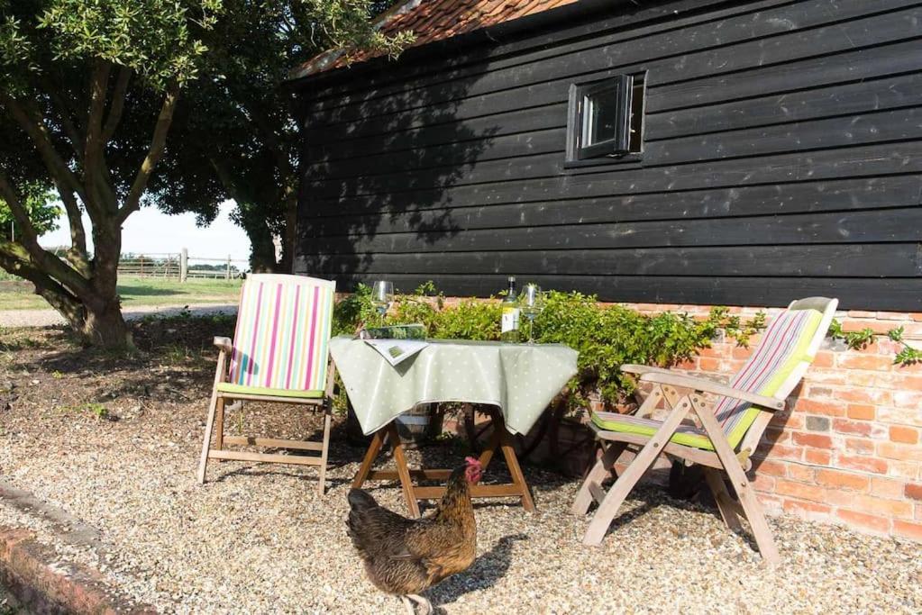 Bromans Barn A Beautiful Cottage By The Sea And Cudmore Nature Reserve West Mersea Exteriör bild