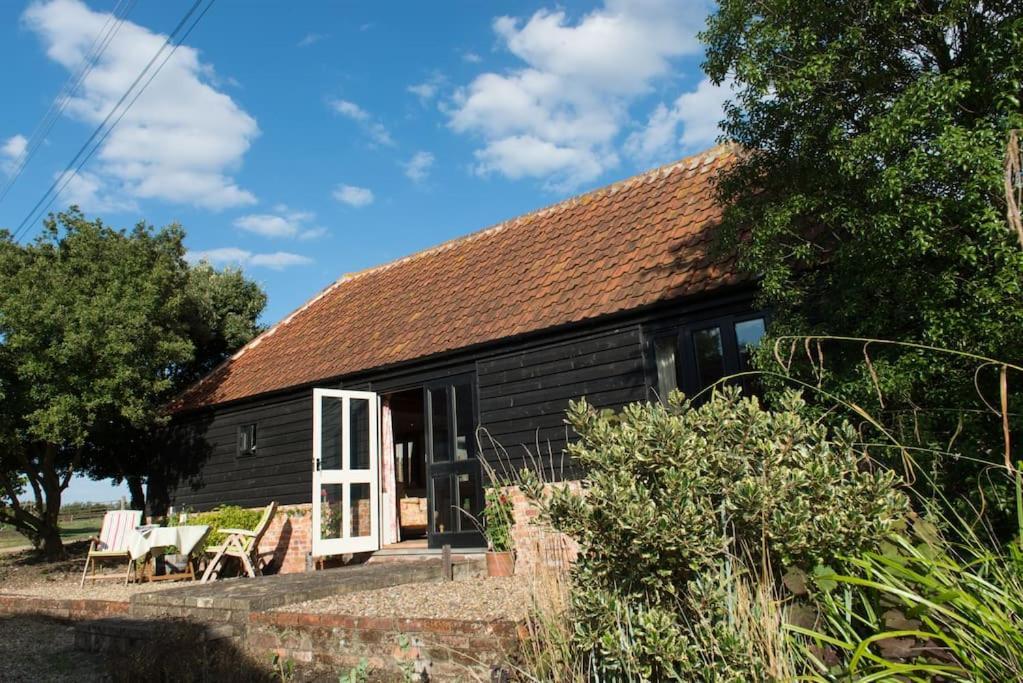 Bromans Barn A Beautiful Cottage By The Sea And Cudmore Nature Reserve West Mersea Exteriör bild