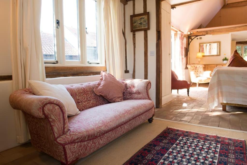 Bromans Barn A Beautiful Cottage By The Sea And Cudmore Nature Reserve West Mersea Exteriör bild
